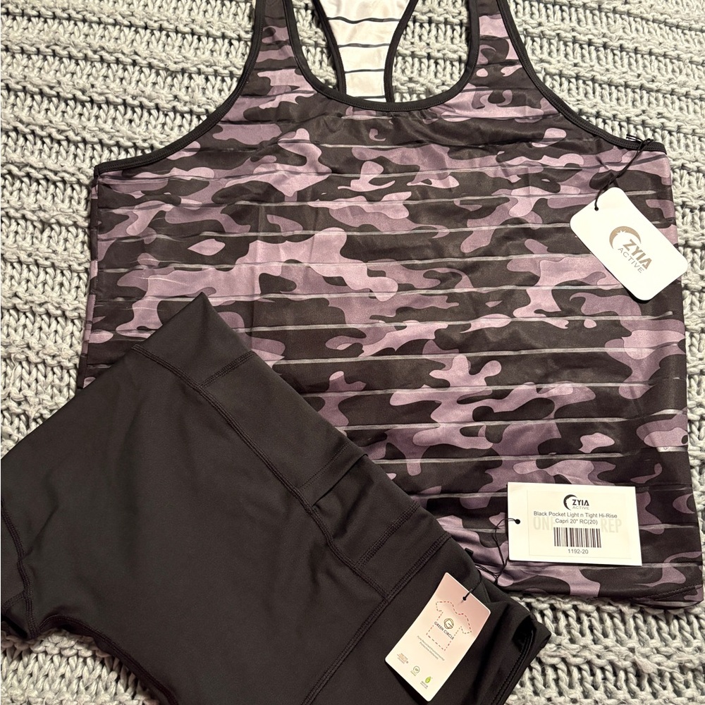 Zyia Women's Camo tank and Black leggings